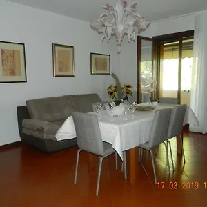 house-frescada.hotelslidodijesolo.com/